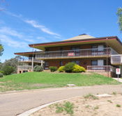 Loyola House - Accommodation in Surfers Paradise