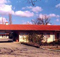 Mercury Motor Inn - Accommodation in Surfers Paradise