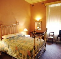 Romano's Hotel - Accommodation in Surfers Paradise