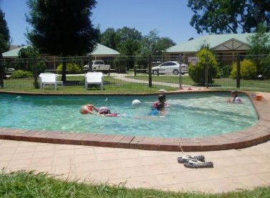 Banjo’s All Seasons Accommodation - Accommodation in Surfers Paradise 5
