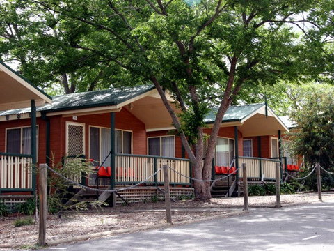 Canberra Carotel Motel - Accommodation in Surfers Paradise 2