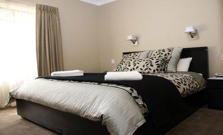 St Francis Winery - Accommodation in Surfers Paradise 1