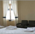 Roches Family Hotel - Accommodation in Surfers Paradise