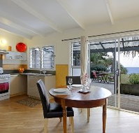 The Bungalow - Accommodation in Surfers Paradise