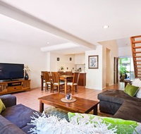 A Byron Experience - Accommodation in Surfers Paradise
