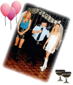 Major Oak Theatre Restaurant - Accommodation in Surfers Paradise 2