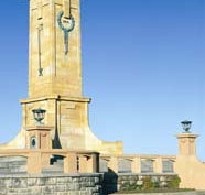 Fremantle War Memorial - Accommodation in Surfers Paradise