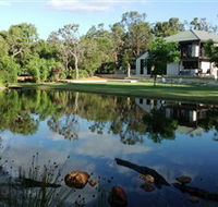 Lake House Gallery - Accommodation in Surfers Paradise