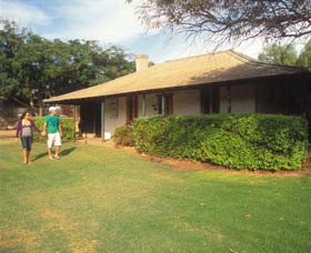 Russ Cottage - Accommodation in Surfers Paradise 0