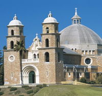 St Francis Xavier Cathedral - Accommodation in Surfers Paradise