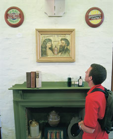 Boulder Pharmacy Museum - Accommodation in Surfers Paradise 0