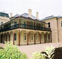 Auchendarroch House and Wallis Tavern - Accommodation in Surfers Paradise
