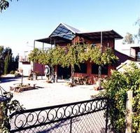 The Terrace Gallery at Patly Hill Farm - Accommodation in Surfers Paradise