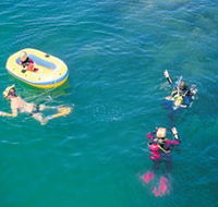 Port Noarlunga Beach and Jetty - Accommodation in Surfers Paradise