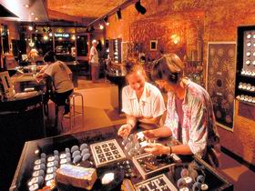 Opal World - Accommodation in Surfers Paradise 0