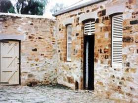 Police Lockup And Stables - Accommodation in Surfers Paradise 0