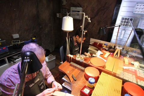 Unique Opal And Diamond Mine  - The Underground Opal Mine - Accommodation in Surfers Paradise 0