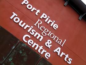  Accommodation in Surfers Paradise