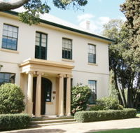 Franklin House - Accommodation in Surfers Paradise