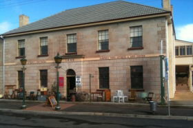 Wildes Antiques - Accommodation in Surfers Paradise 0