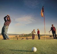 Ratho Farm  Golf - Accommodation in Surfers Paradise