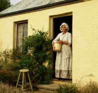 Grannie Rhodes' Cottage - Turn The Key Of Time - Accommodation in Surfers Paradise