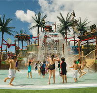 Wet 'n' Wild Water World - Accommodation in Surfers Paradise