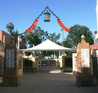 Gympie and Widgee War Memorial Gates - Accommodation in Surfers Paradise