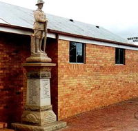 Westbrook War Memorial - Accommodation in Surfers Paradise