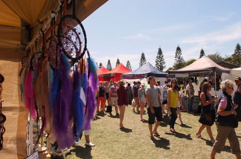 Coolangatta Beachfront Markets - Accommodation in Surfers Paradise 2