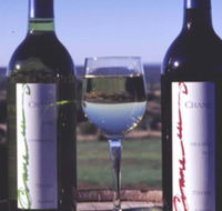 Crane Wines - Accommodation in Surfers Paradise