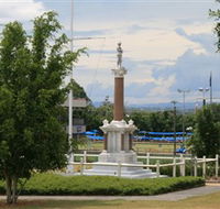 Booval War Memorial - Accommodation in Surfers Paradise