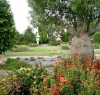 Japanese Gardens Blackwater - Accommodation in Surfers Paradise