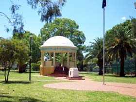 Kingaroy Memorial Park - Accommodation in Surfers Paradise 0