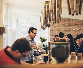 Four Winds Vineyard Cellar Door - Accommodation in Surfers Paradise 2