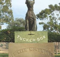 The Dog on the Tucker Box - Accommodation in Surfers Paradise