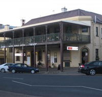 The Family Hotel - Accommodation in Surfers Paradise