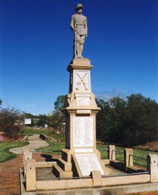 Greenmount War Memorial - Accommodation in Surfers Paradise 1