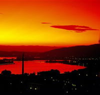 Telstra Tower - Accommodation in Surfers Paradise