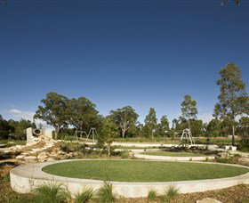 Lizard Log - Accommodation in Surfers Paradise 3