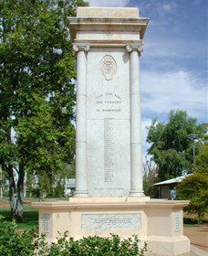 Charleville War Memorial - Accommodation in Surfers Paradise 1
