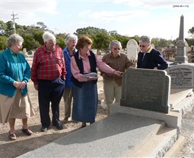 Wentworth Cemetery - Accommodation in Surfers Paradise 0