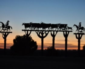 Long Paddock - Cobb Highway Touring Route - Accommodation in Surfers Paradise 1