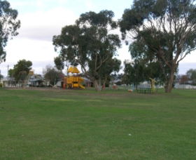 McCaughey Bicentennial Park - Accommodation in Surfers Paradise 0