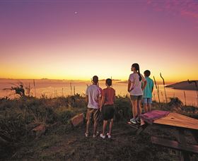 Bushwalking On Keswick Island - Accommodation in Surfers Paradise 3