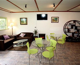 Yuulong Lavender Estate - Accommodation in Surfers Paradise 6