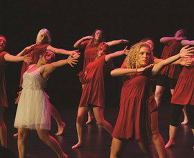 Tuggeranong Arts Centre - Accommodation in Surfers Paradise 1