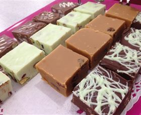 Taylors Sweets And Treats - Accommodation in Surfers Paradise 7