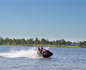 Lake Dyer - Accommodation in Surfers Paradise 1