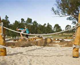 Lizard Log - Accommodation in Surfers Paradise 2